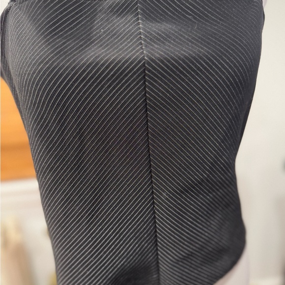 90’s Chic Black Pinstripe top - Picture 3 of 8